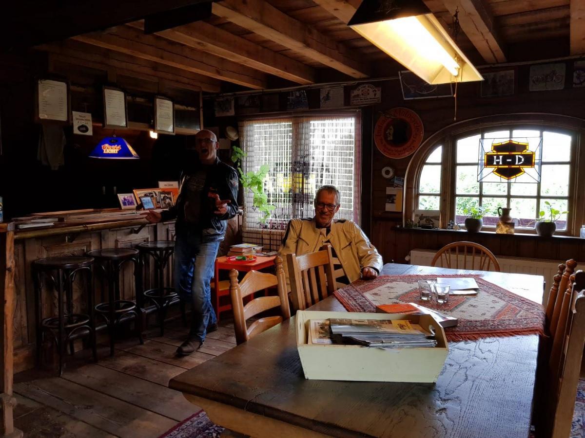 Liberation Tour 1a2809fe e882 4c93 9b42 b0c604804159