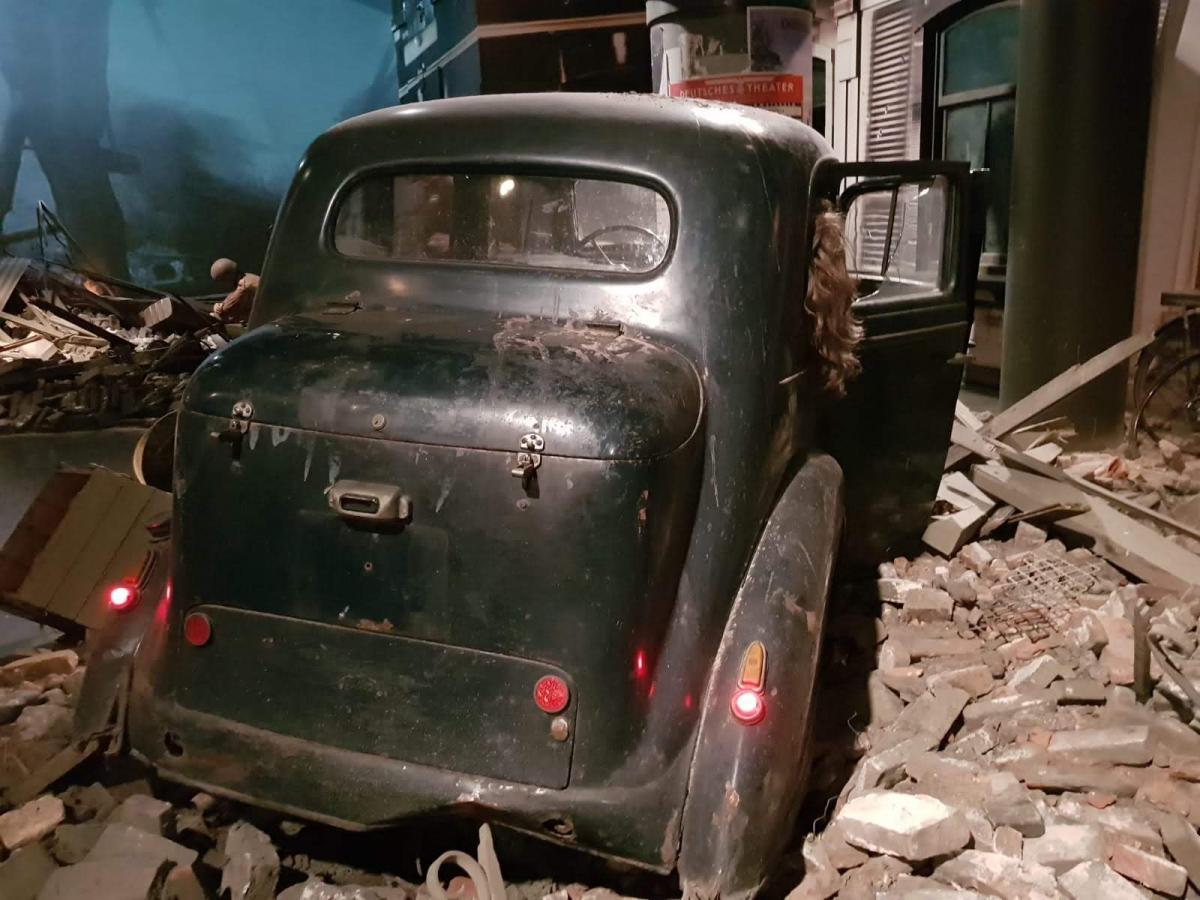 Liberation Tour b97f8b8a b1e9 4c3a 9884 5991e948267f